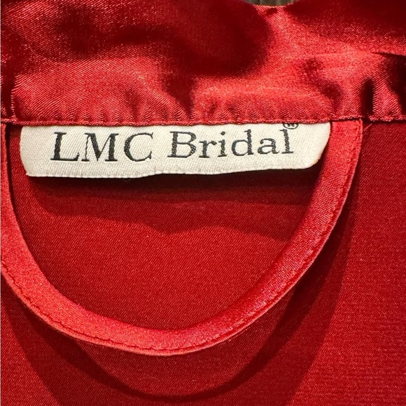 LMC BRIDAL Red Satin Robe like new ONE SIZE FITS ALL - Picture 5 of 5